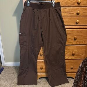 Cherokee brown scrub pants, size Large, smoke and pet free home.